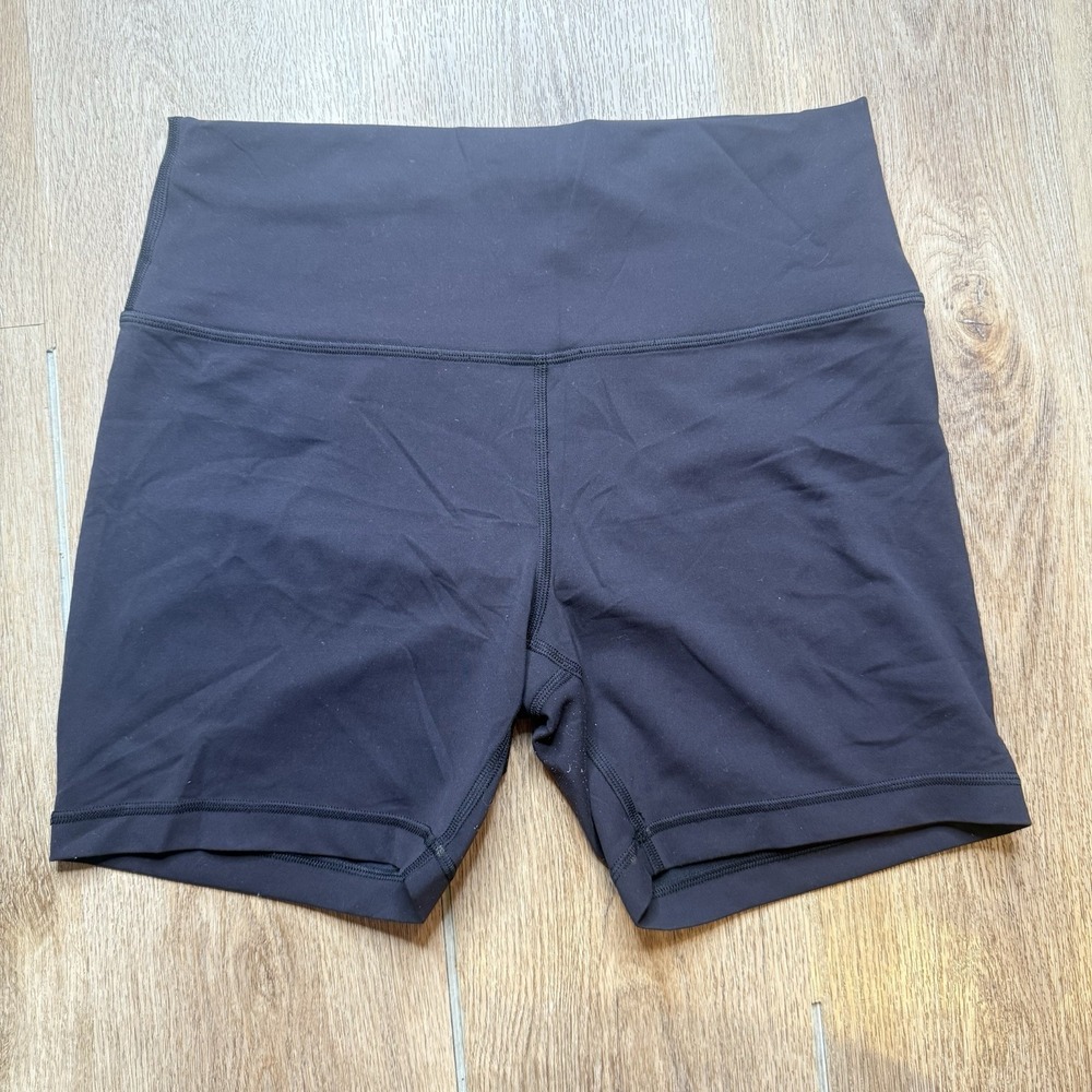 Lululemon Wunder Train Shorts Black 6" Size 12